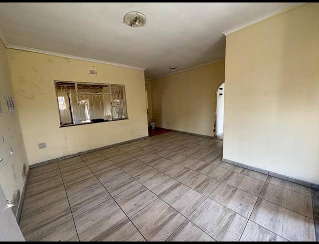 3 BEDROOM HOUSE FOR SALE IN FLEURHOF